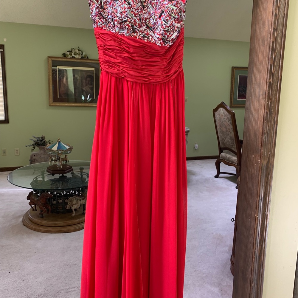 Red Prom Dress - Picture 5 of 7